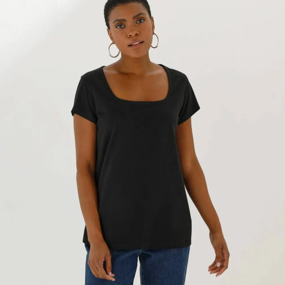 T-shirt col carré, manches courtes