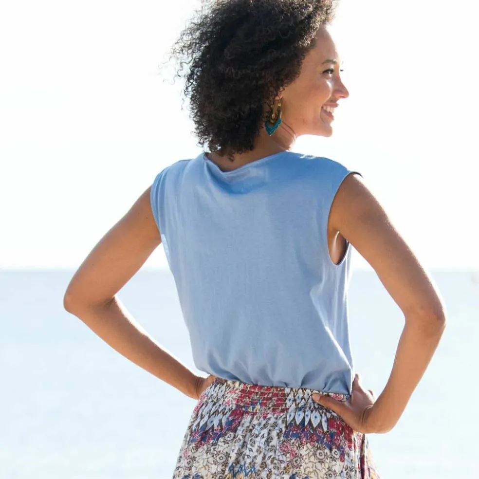 T-shirt col V boutons fantaisie
