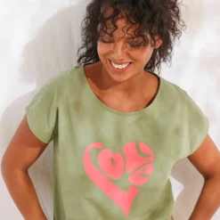 T-shirt imprimé placé