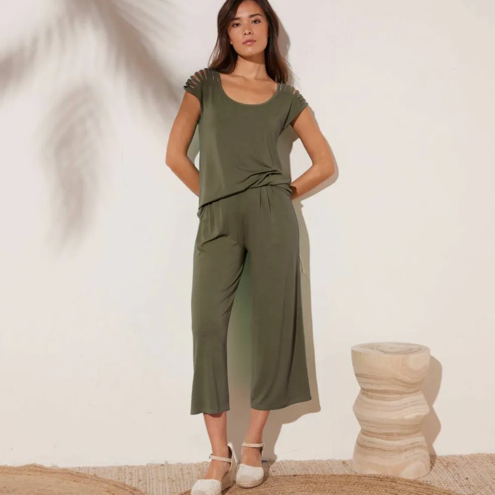 T-shirt maille unie, laçage épaules