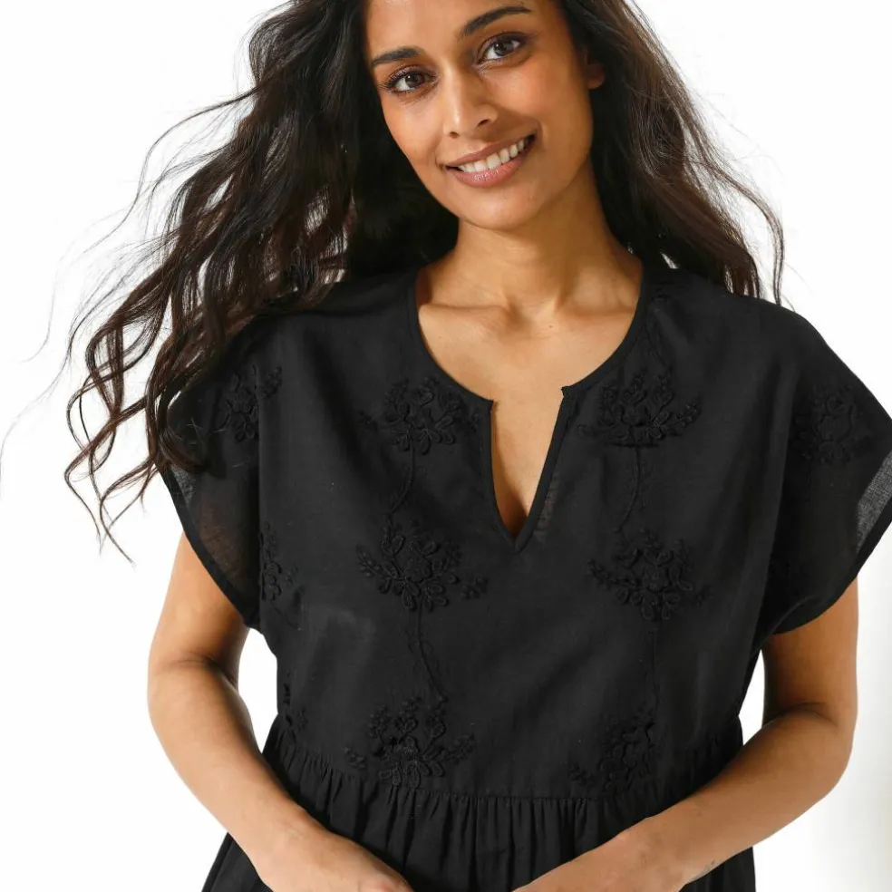 Tunique à plastron broderie anglaise, manches courtes