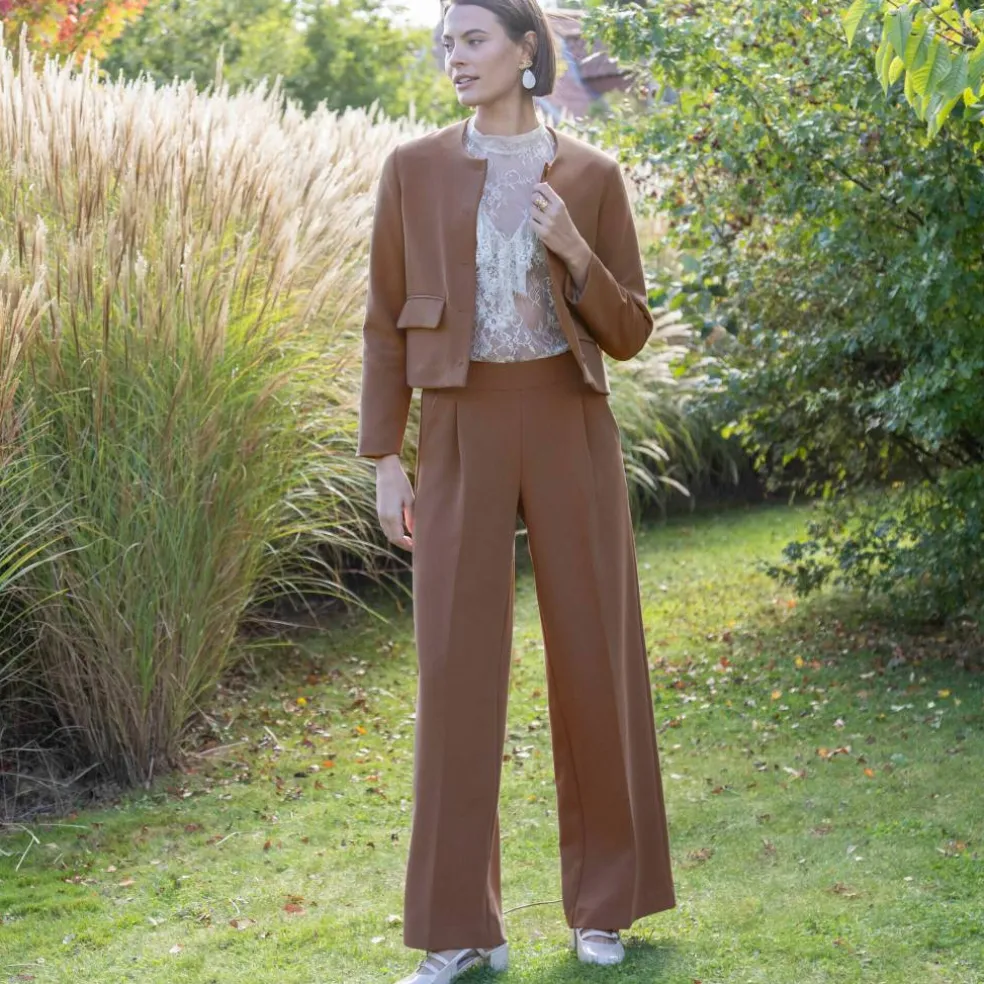 Veste courte de tailleur à col rond, unie