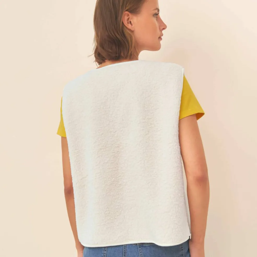 Veste sans manches, maille bouclette