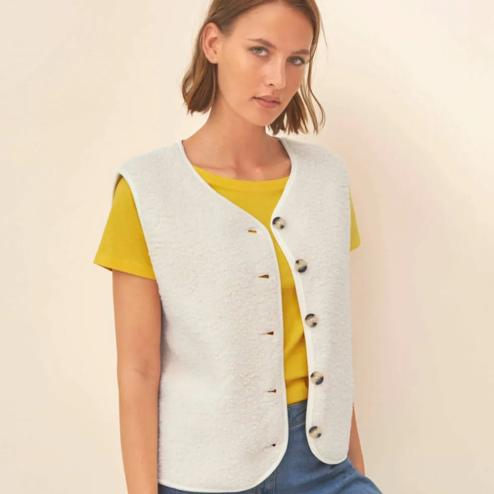 Veste sans manches, maille bouclette