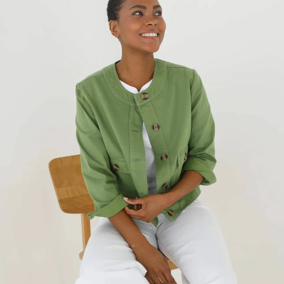 Veste unie boutonnée, col rond